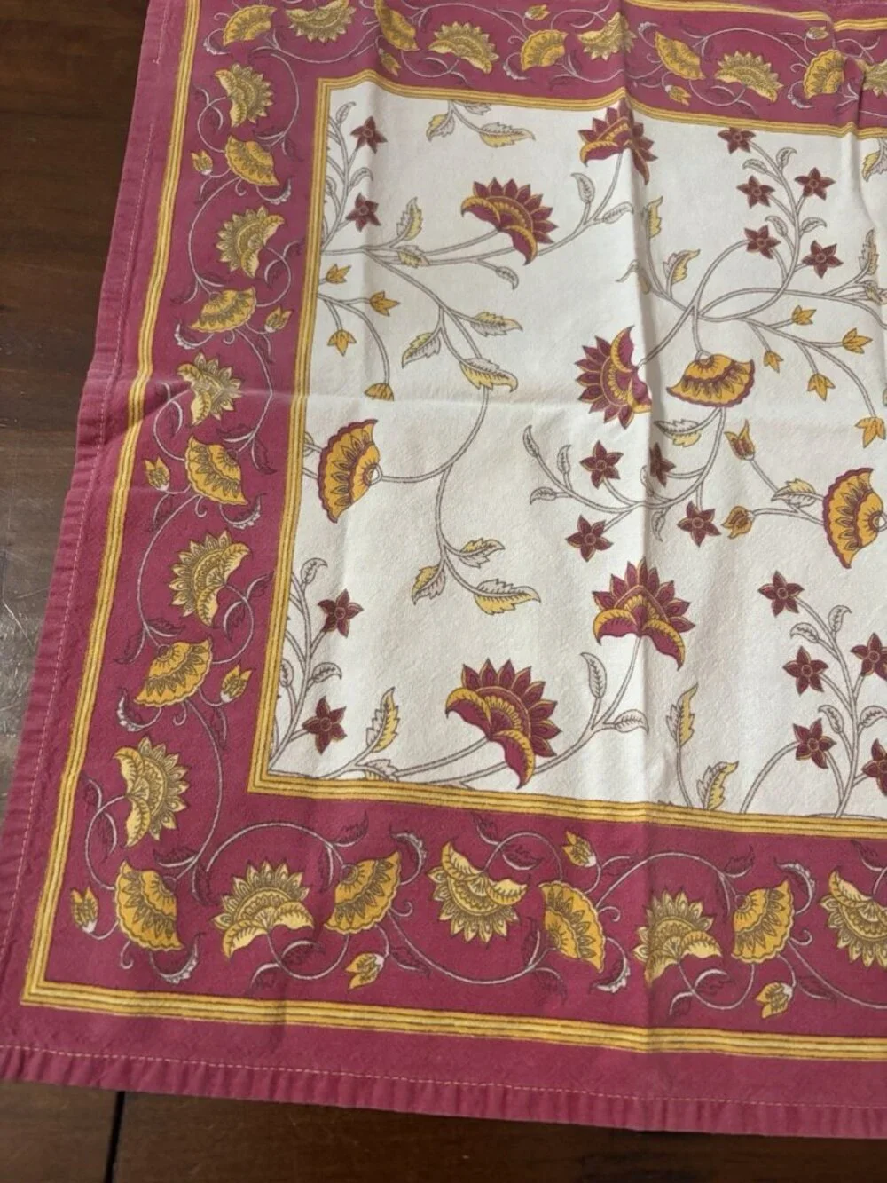 Pier‎ One Vintage Red Tan Beige Floral Cotton Napkins Set Of 8 Square